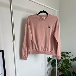 🖤 H&M “Lovers Unite” Light Pink Sweater